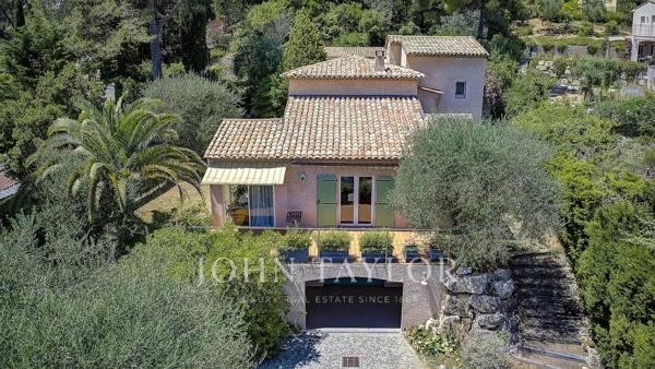 Belle villa familiale entre Mougins et Valbonne