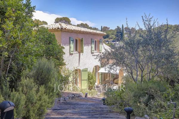 Belle villa familiale entre Mougins et Valbonne
