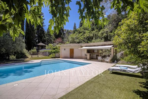 Belle villa familiale entre Mougins et Valbonne