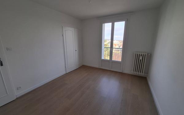 Appartement à louer    4 pièces • 84,54 m2 Compiègne