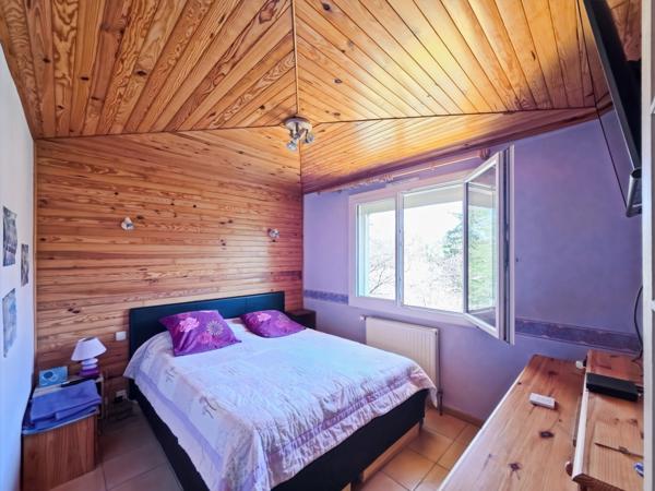 Maison à vendre 7 pièces sur les hauteurs de Lons-le-Saunier (39)