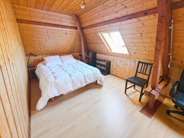 Maison à vendre 7 pièces sur les hauteurs de Lons-le-Saunier (39)