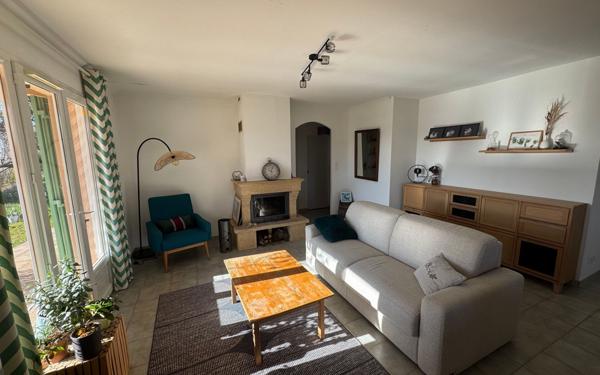 Maison à vendre    4 pièces • 100 m2 Puimoisson