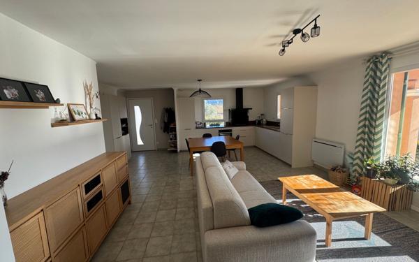 Maison à vendre    4 pièces • 100 m2 Puimoisson