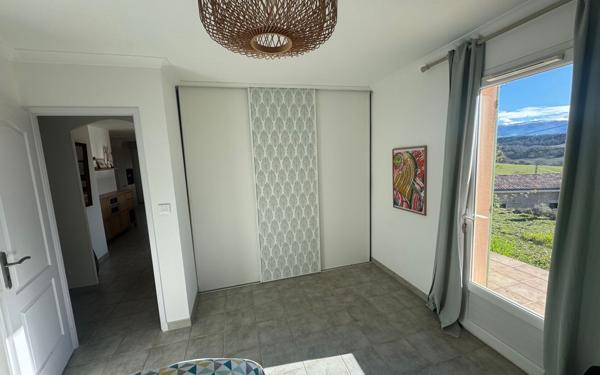 Maison à vendre    4 pièces • 100 m2 Puimoisson