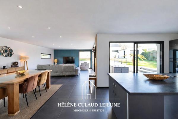MAISON CONTEMPORAINE - 173 m² - KERVIGNAC