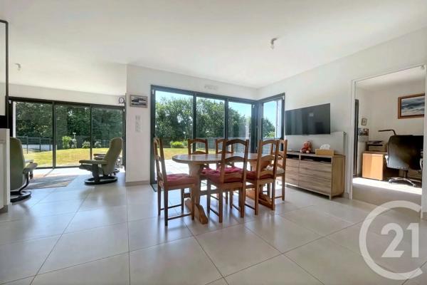Maison à vendre  6 pièces - 136,47 m 2   VANNES  - 56
