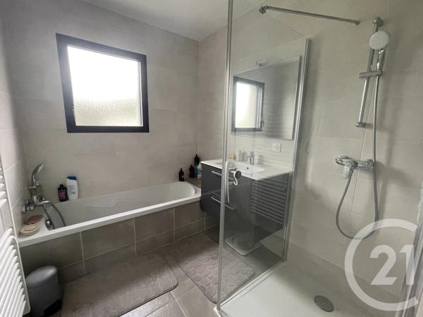 Maison à vendre  6 pièces - 136,47 m 2   VANNES  - 56