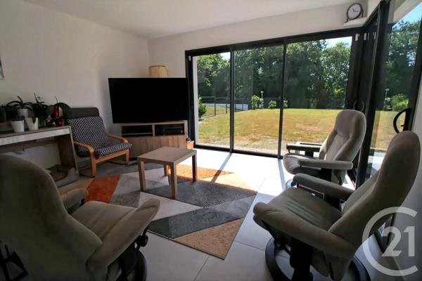 Maison à vendre  6 pièces - 136,47 m 2   VANNES  - 56