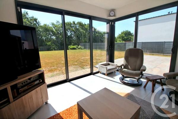 Maison à vendre  6 pièces - 136,47 m 2   VANNES  - 56
