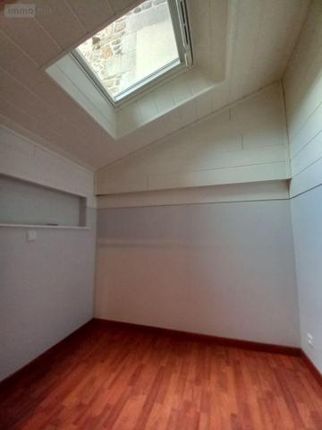 Appartement à louer à Fougères en Ille-et-Vilaine (35300), ref : 1327   
CENTRE VILLE