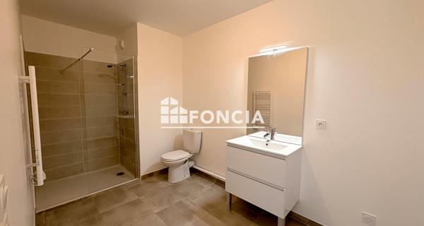 Location Appartement 2 pièces 47.74 m² - Morières-lès-avignon 84310