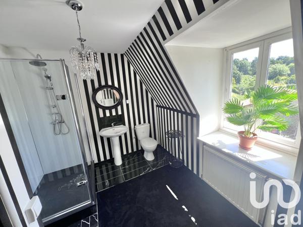 Maison à vendre 8 pièces 230 m² Charroux