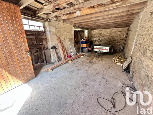 Maison à vendre 8 pièces 230 m² Charroux