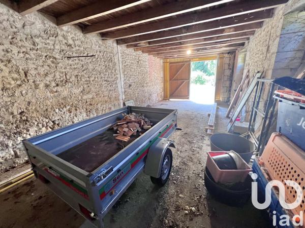 Maison à vendre 8 pièces 230 m² Charroux