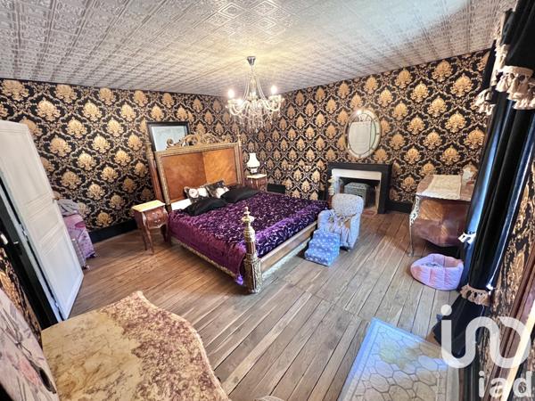 Maison à vendre 8 pièces 230 m² Charroux
