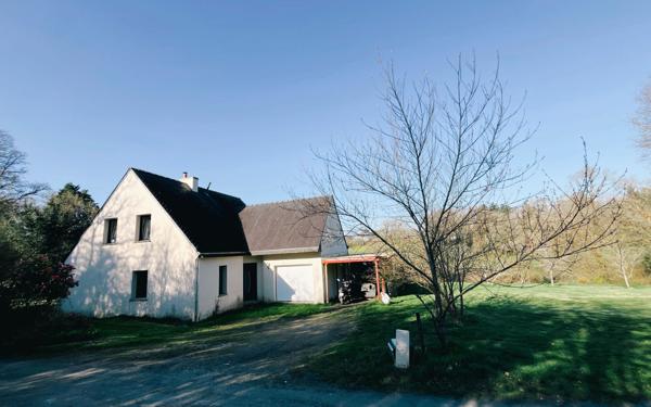 Maison à vendre    5 pièces • 110,37 m2 Carhaix-Plouguer