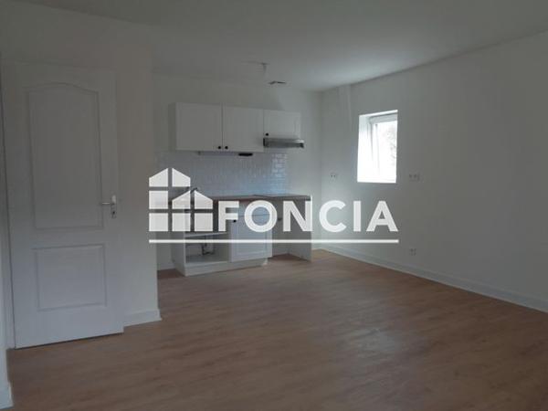 Location Appartement 3 pièces 55 m² - 12 RUE DU VIEUX REMPART Soissons 02200