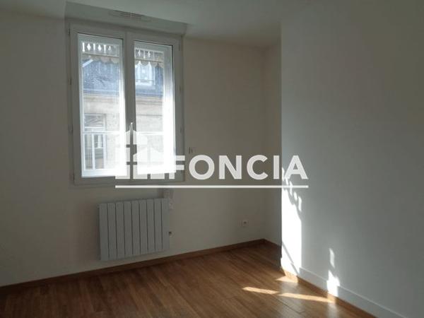 Location Appartement 3 pièces 55 m² - 12 RUE DU VIEUX REMPART Soissons 02200