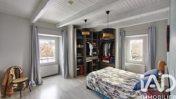 Maison à vendre 7 pièces 261 m² Le Monastier-sur-Gazeille