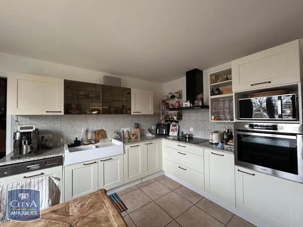 Appartement à vendre 5 pièces 130m² Saint-Julien-en-Genevois (74160)