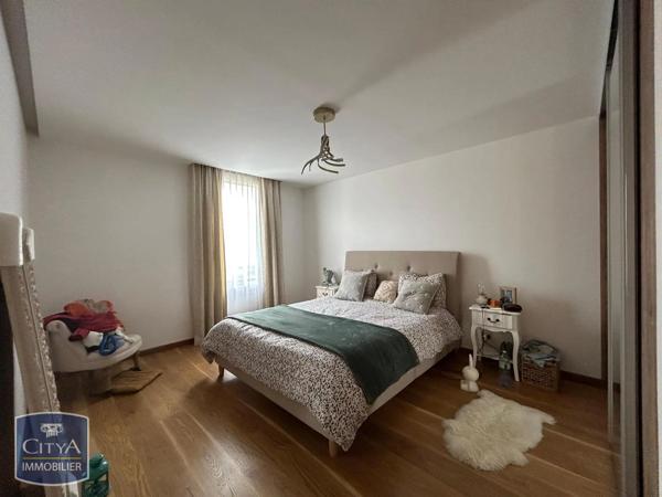 Appartement à vendre 5 pièces 130m² Saint-Julien-en-Genevois (74160)