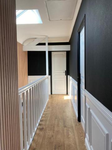 MAISON CLIMATISEE AVEC STUDIO INDEPENDANT LIMITE VANNES