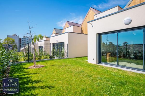 Maison à vendre 6 pièces 141m² Le Mans (72100)