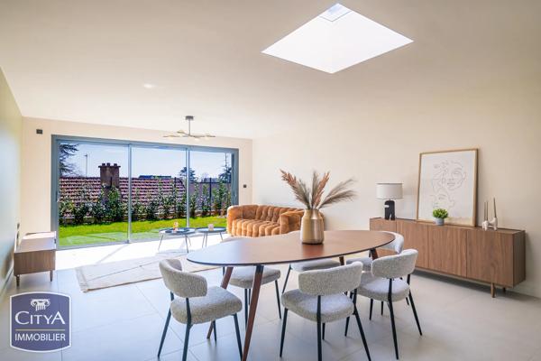 Maison à vendre 6 pièces 141m² Le Mans (72100)
