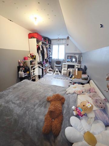 Sans travaux. Idéale grande famille. 4 chambres.