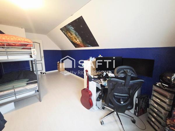 Sans travaux. Idéale grande famille. 4 chambres.