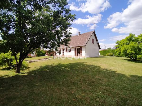 Pavillon individuel avec sous-sol total à vendre à PÉRONNE (80200)
