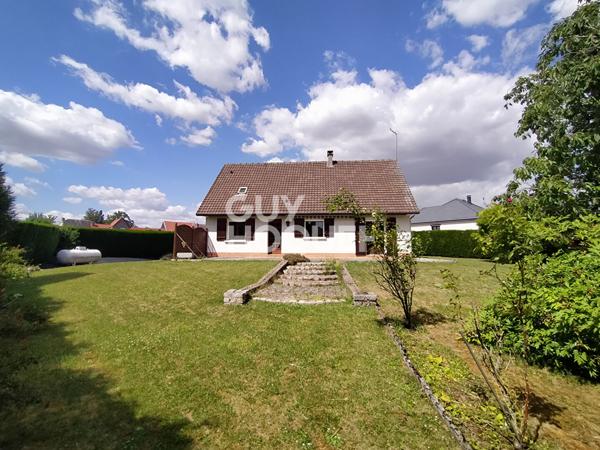 Pavillon individuel avec sous-sol total à vendre à PÉRONNE (80200)