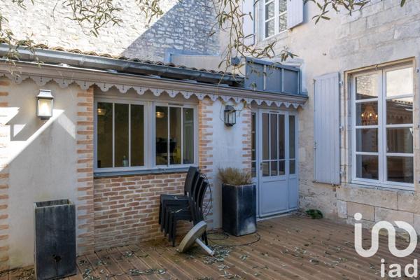 Maison 10 pièces de 422 m² à La Flotte (17630)