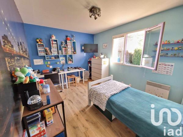 Maison traditionnelle 7 pièces de 125 m² à Châteauneuf-sur-Loire (45110)