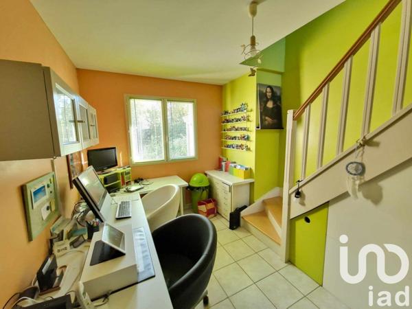 Maison traditionnelle 7 pièces de 125 m² à Châteauneuf-sur-Loire (45110)