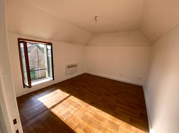 EN VENTE - IMPHY - Maison F2 .