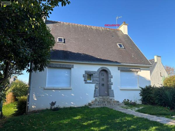 Maison de ville à vendre à Briec dans le Finistère (29510), ref : MAIS/1038   
Bourg