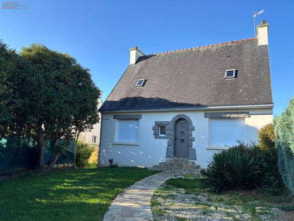 Maison de ville à vendre à Briec dans le Finistère (29510), ref : MAIS/1038   
Bourg