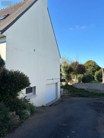 Maison de ville à vendre à Briec dans le Finistère (29510), ref : MAIS/1038   
Bourg