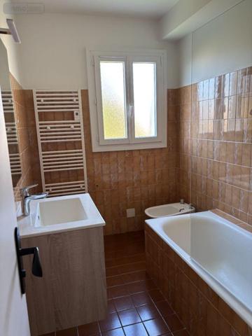 Maison de ville à vendre à Briec dans le Finistère (29510), ref : MAIS/1038   
Bourg