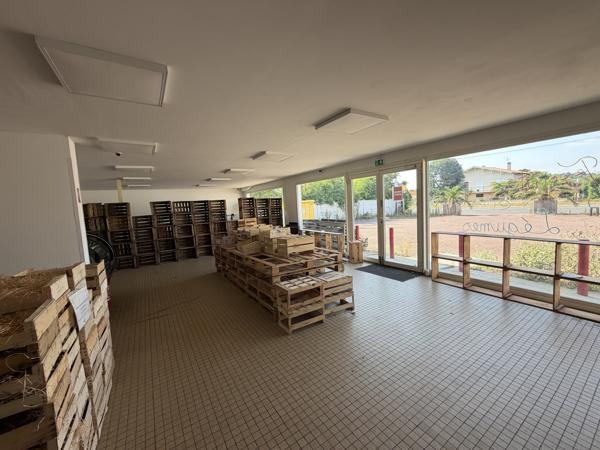 VENTE LOCAL COMMERCIAL BOURG 33710