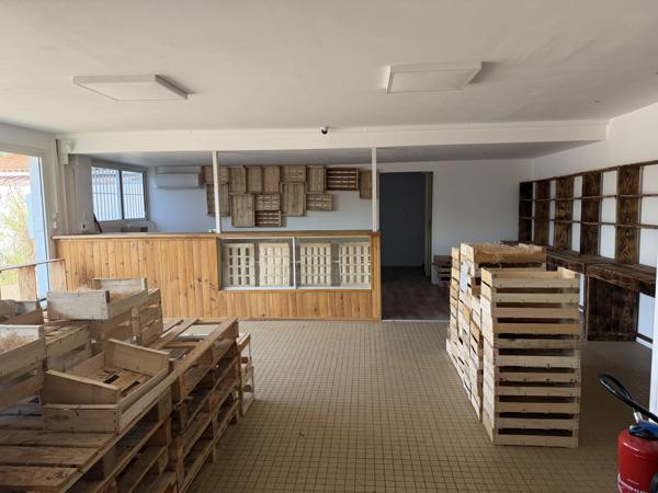 VENTE LOCAL COMMERCIAL BOURG 33710