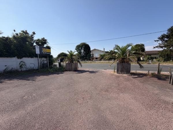VENTE LOCAL COMMERCIAL BOURG 33710