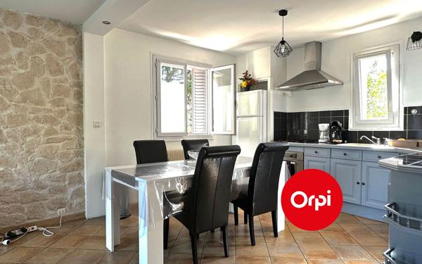 Appartement à louer    2 pièces • 79,50 m2 Corbas