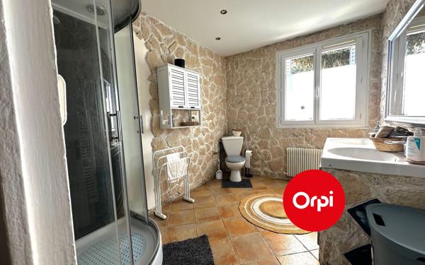 Appartement à louer    2 pièces • 79,50 m2 Corbas