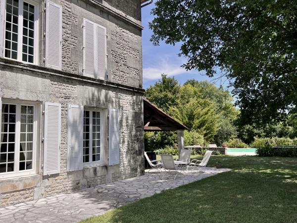 Maison à vendre à Jarnac (16200) - Charente