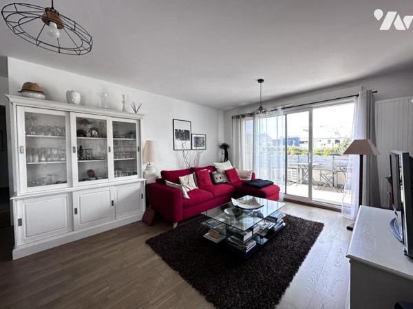 A VENDRE VANNES (56) PROCHE PORT  BEL APPARTEMENT DE 92 M² AVEC DOUBLE GARAGE