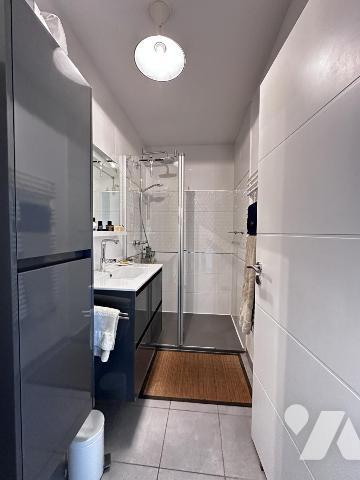 A VENDRE VANNES (56) PROCHE PORT  BEL APPARTEMENT DE 92 M² AVEC DOUBLE GARAGE