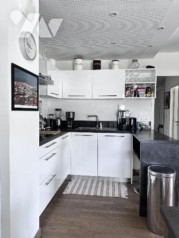 A VENDRE VANNES (56) PROCHE PORT  BEL APPARTEMENT DE 92 M² AVEC DOUBLE GARAGE